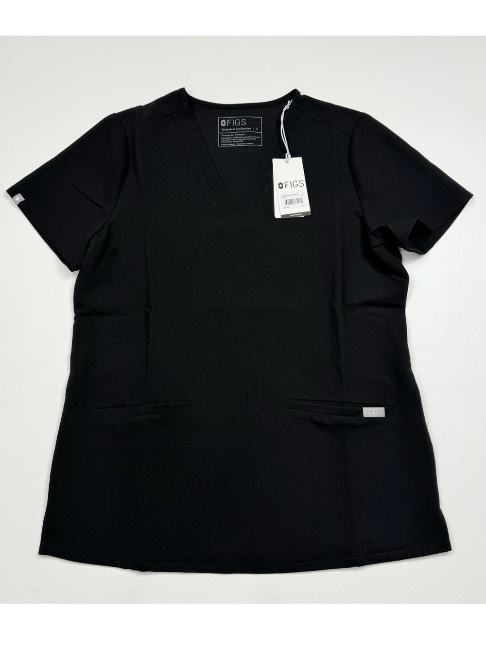 NEW! Women’s FIGS Technical Collection 3-Pocket Scrub Top Size Small W/Tags